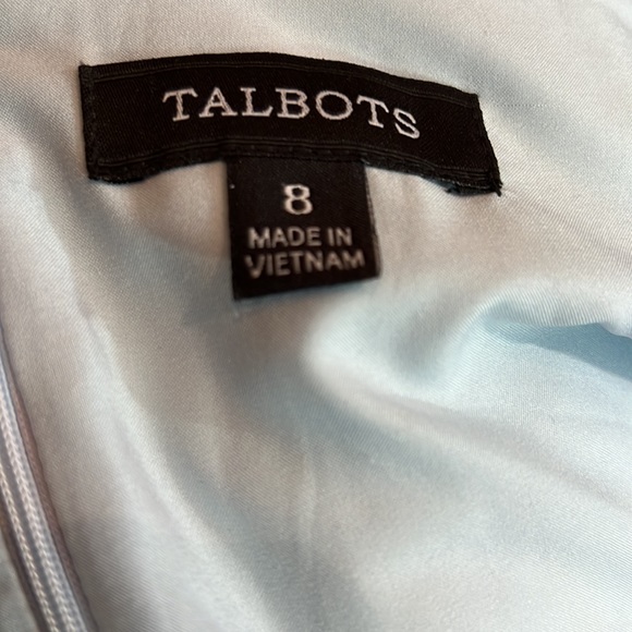 Totally delightful Talbots, size 8, cotton/poly blend floral maxi dress - Picture 4 of 5